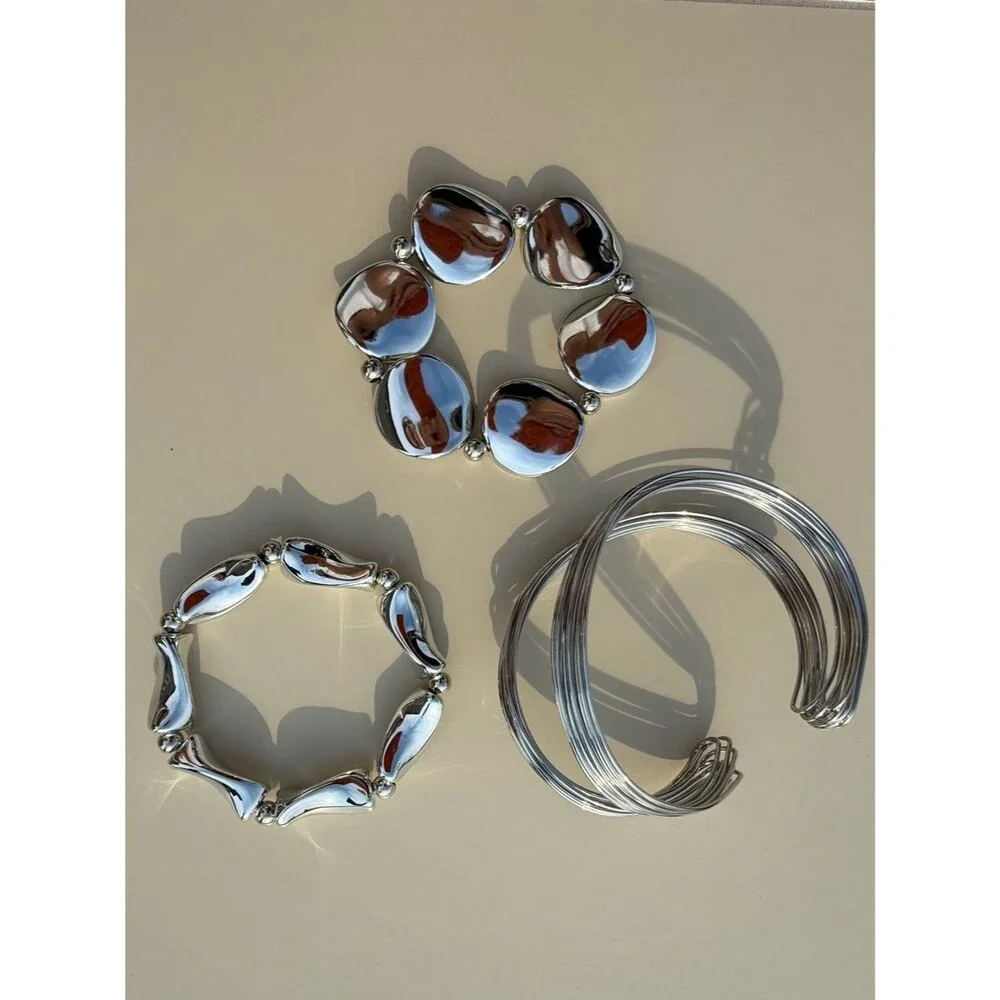 3-Piece Modern Silver Stackable Bracelet Set – Organic & Minimalist